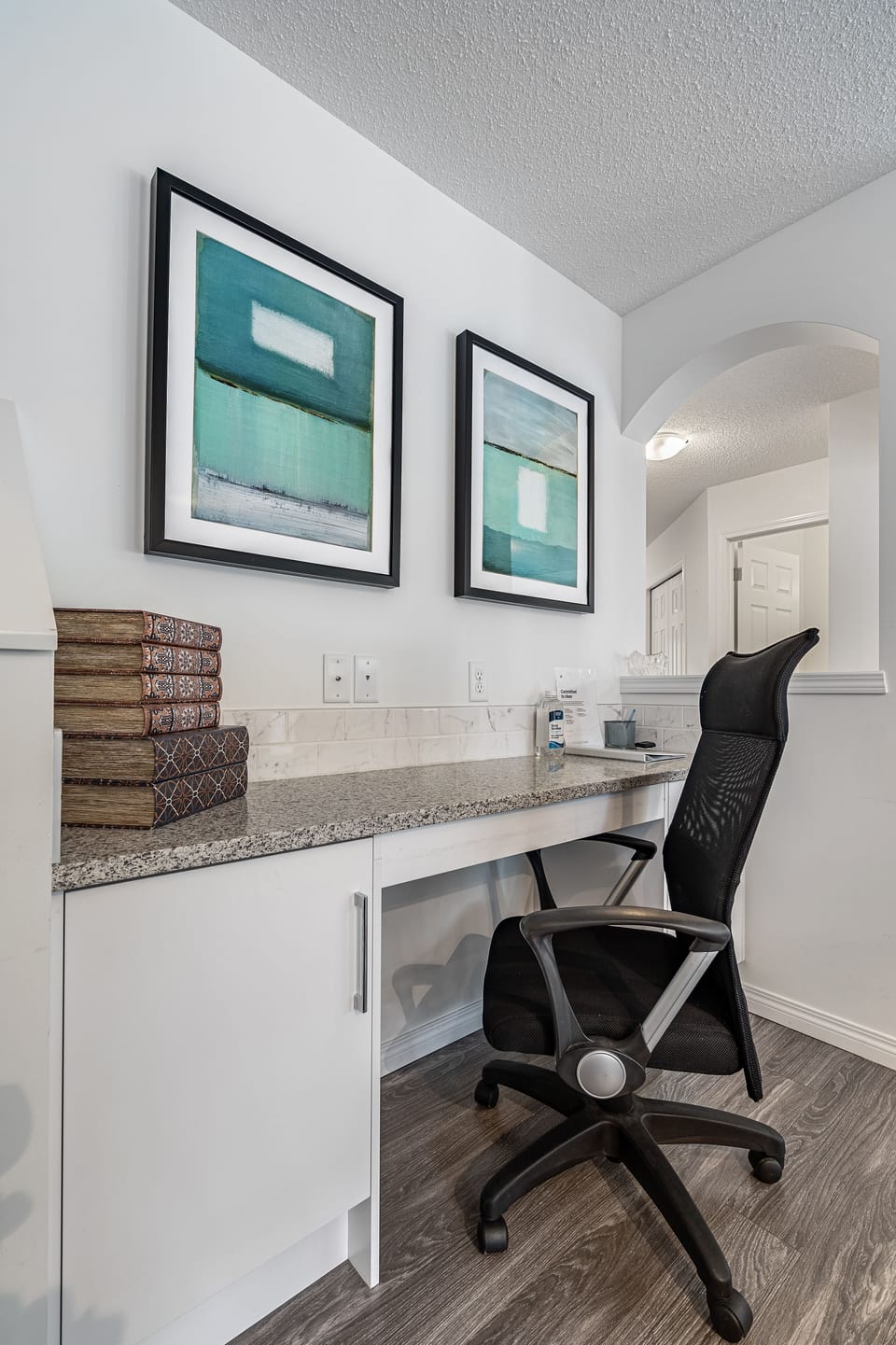 For those who prefer or need to work during their stay, we provide desk&chair.