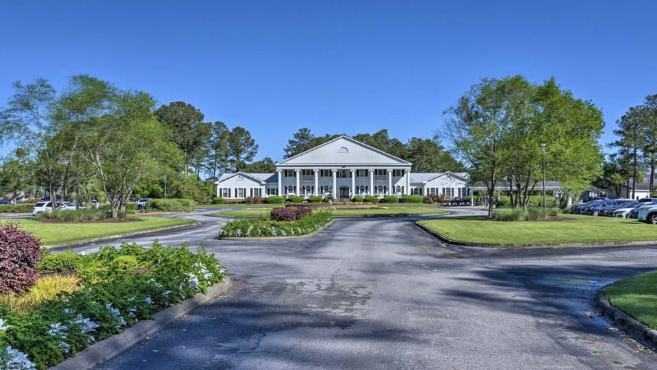 Pro-shop and offices building. 