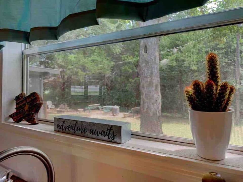 Lake Bungalow-Pet friendly- Highport Marina House in Lake Texoma