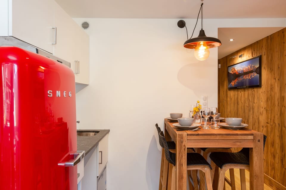 Kitchen and dining area