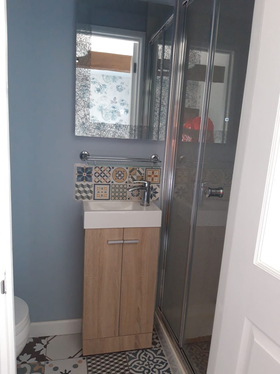 Scary Room ensuite