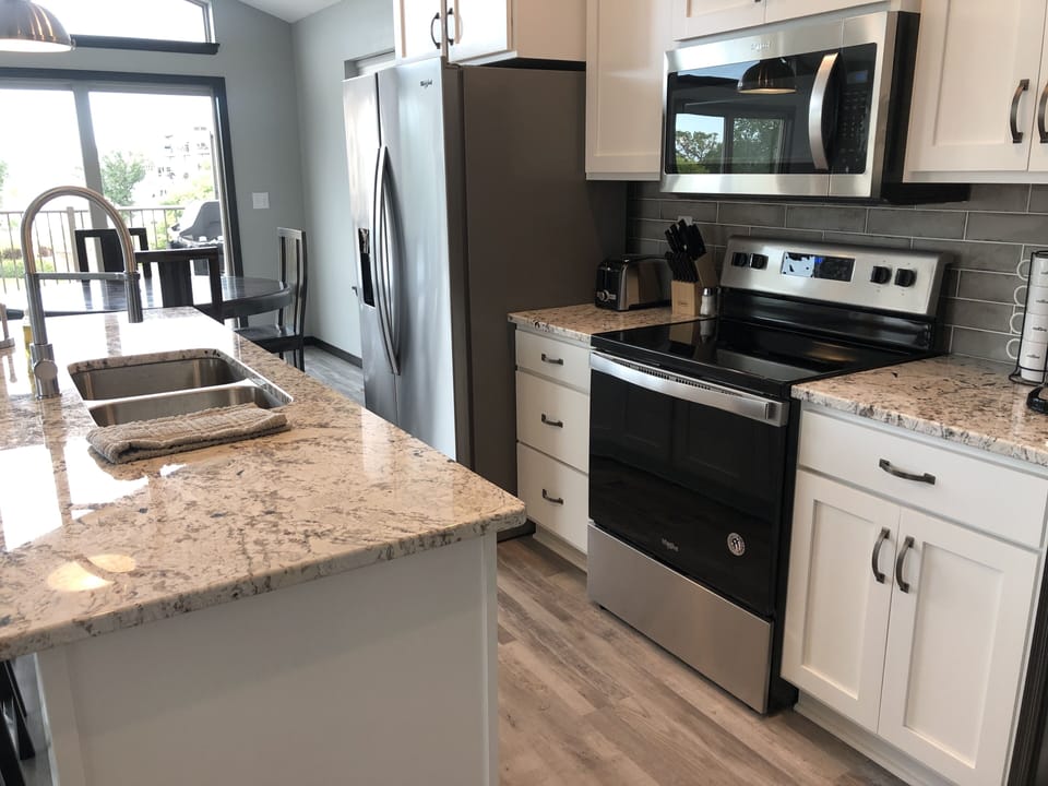 Kitchen with granite counter tops 