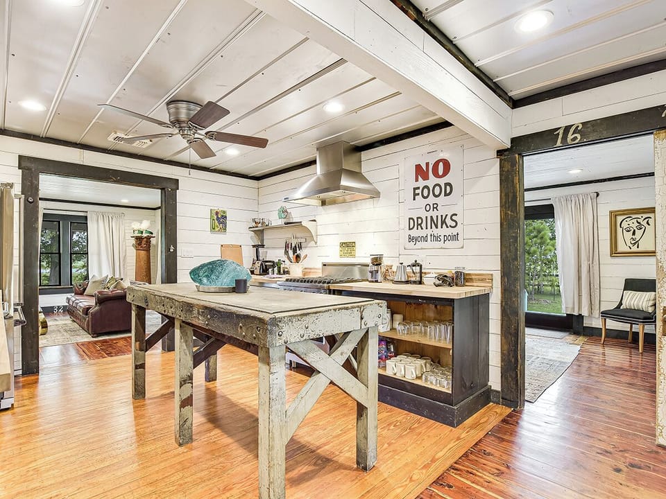 Farmhouze Kitchen