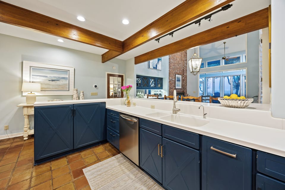 19. well-stocked kitchen with ocanviews