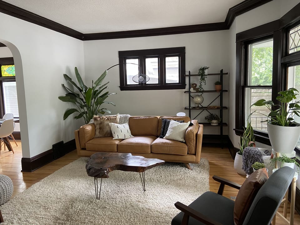 Light-filled boho-chic living room