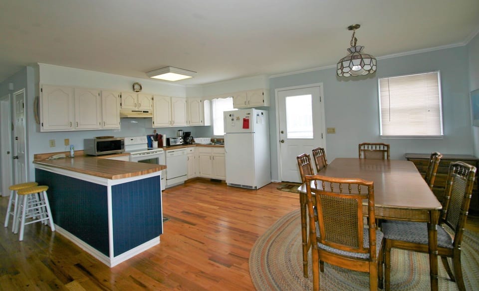 Kitchen-Dining