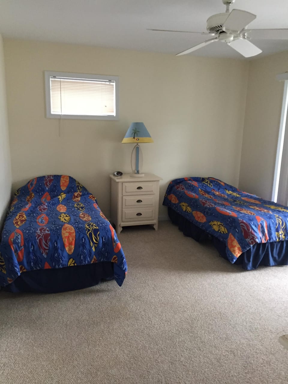 2nd Floor 2 twins