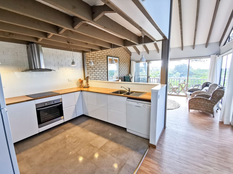 Renovated fully equipped kitchen & open plan living room
