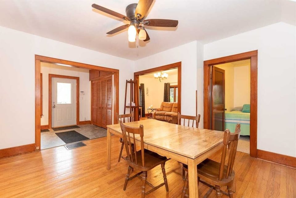 Dining Room and Entrance 
