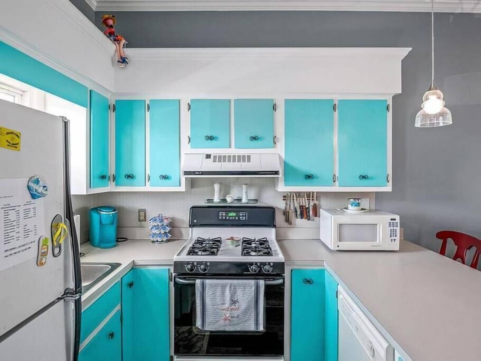 Kitchen (2)
