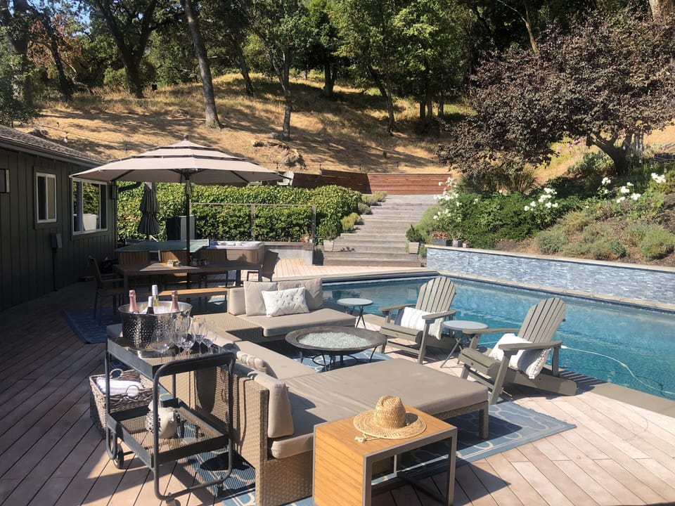 1 acre private backyard - great for entertaining and hanging out