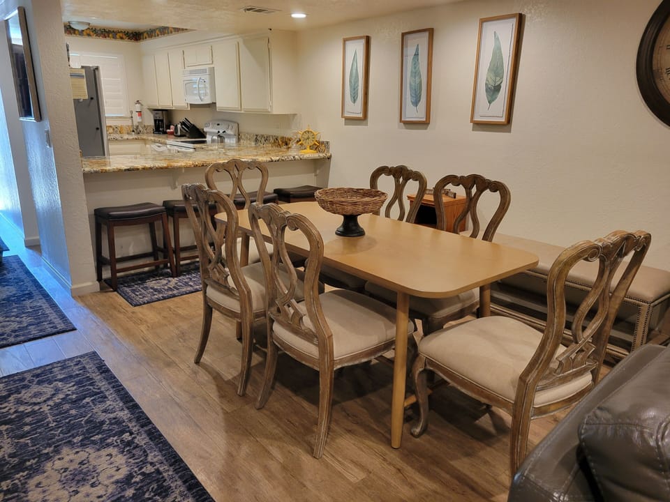 138PS Kitchen and Dining Area - 138PS Kitchen and Dining Area