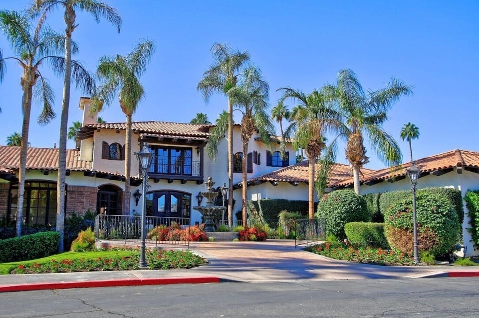 Clubhouse offers dining and golf