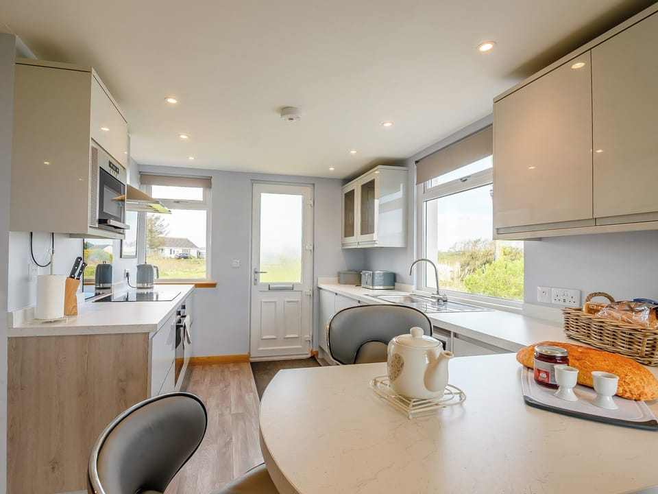 Kitchen area | Sand View, Southerness