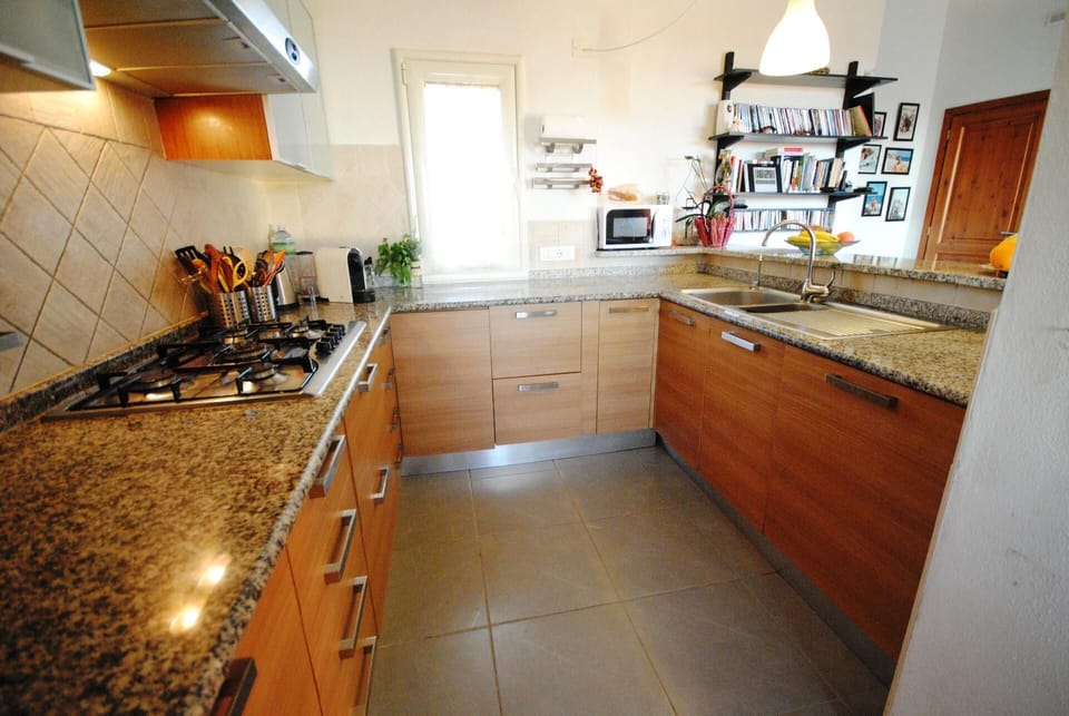 Kitchen area