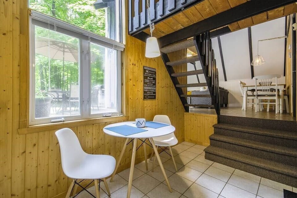 Coffee kitchen table (2)