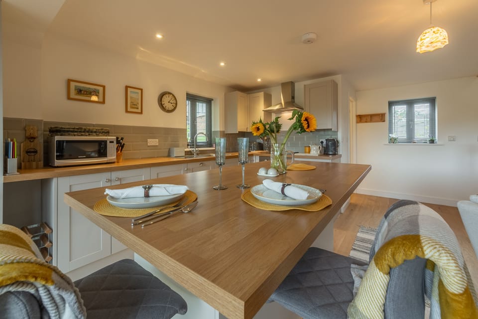 Ground Floor: Kitchen/ dining area