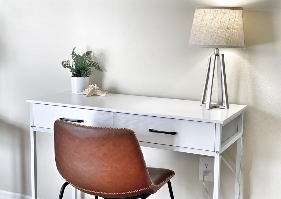 Office space for a little work while living your best life. 