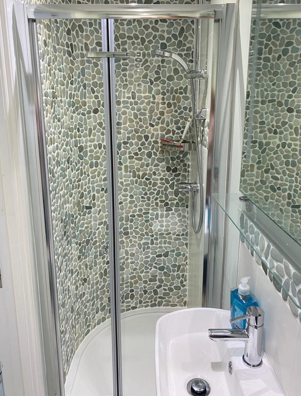 En-suite shower room