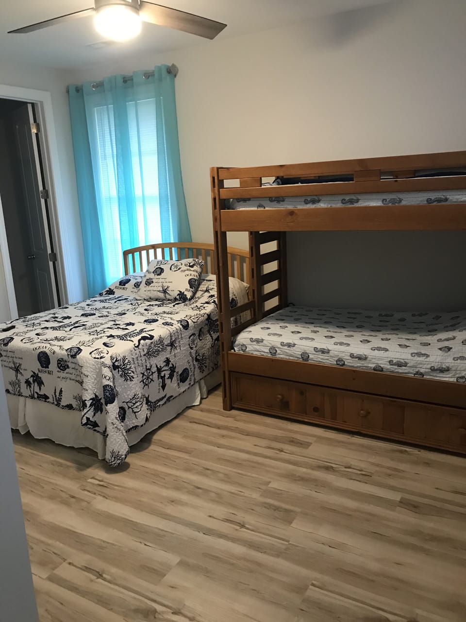 Bunk Bed+Trundle