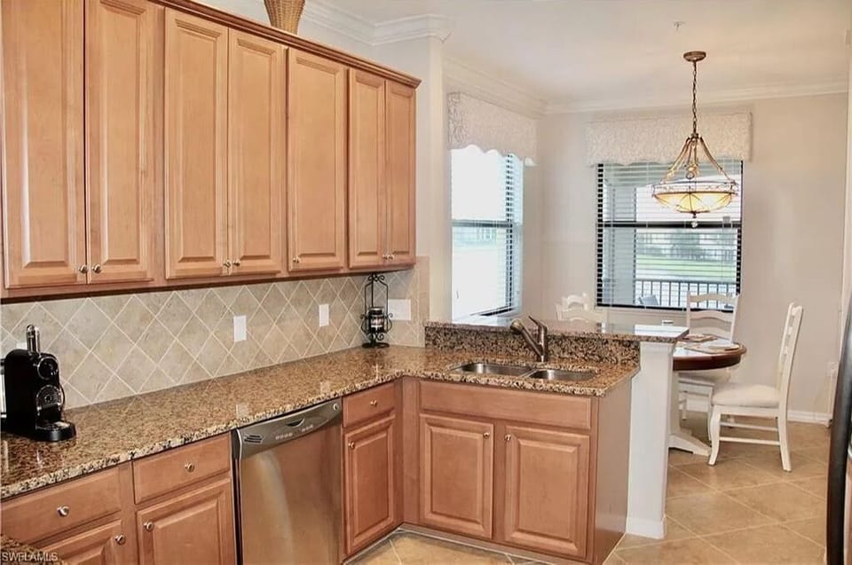 Spacious kitchen
