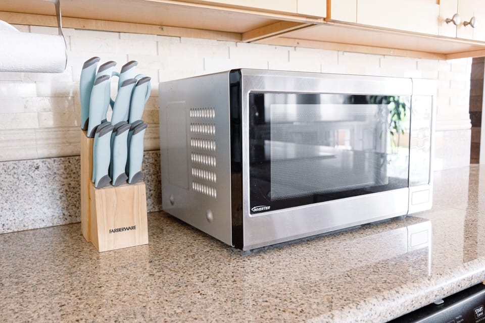 Microwave