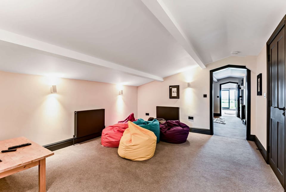 Folly View - StayCotswold