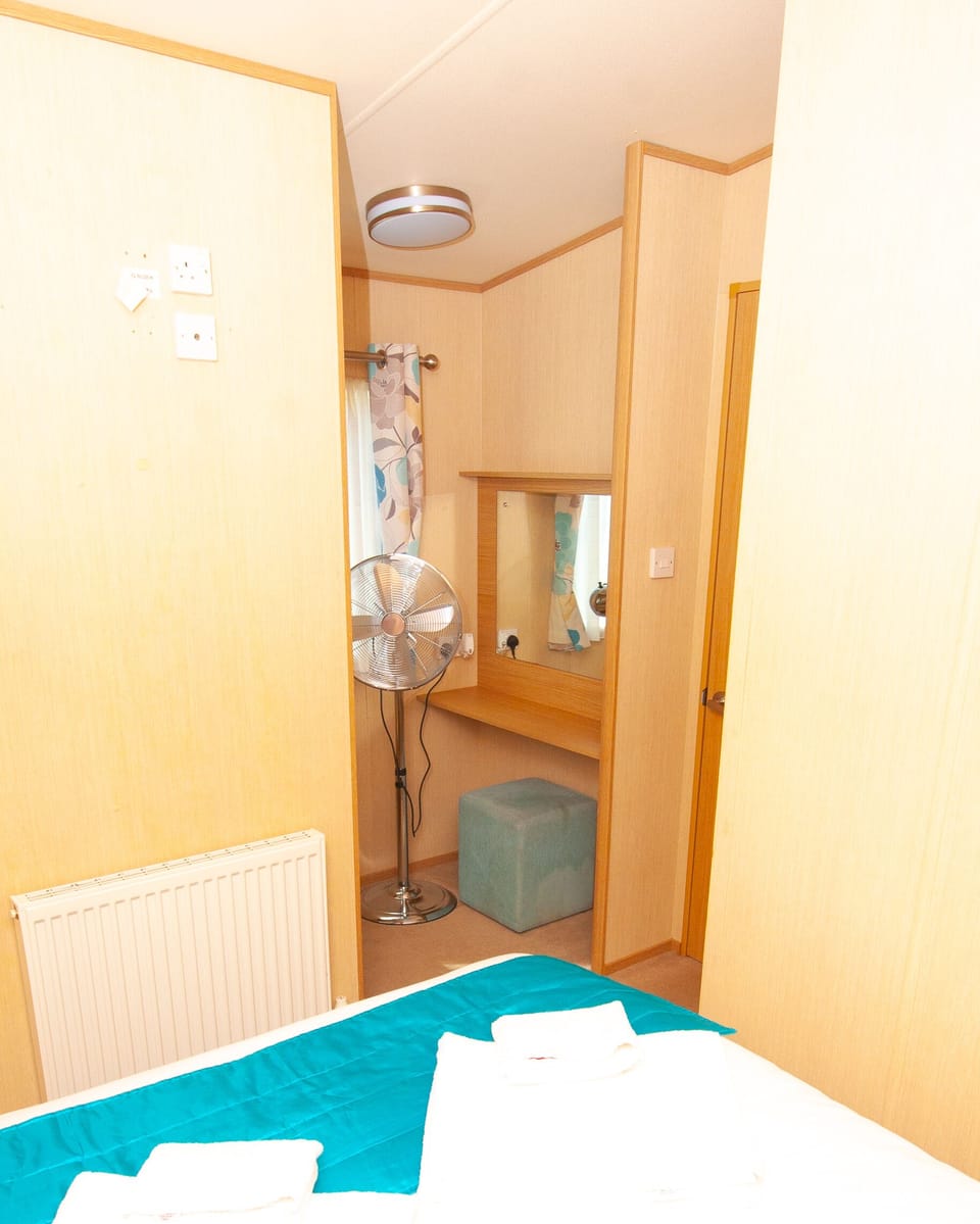 Dressing table and wardrobe