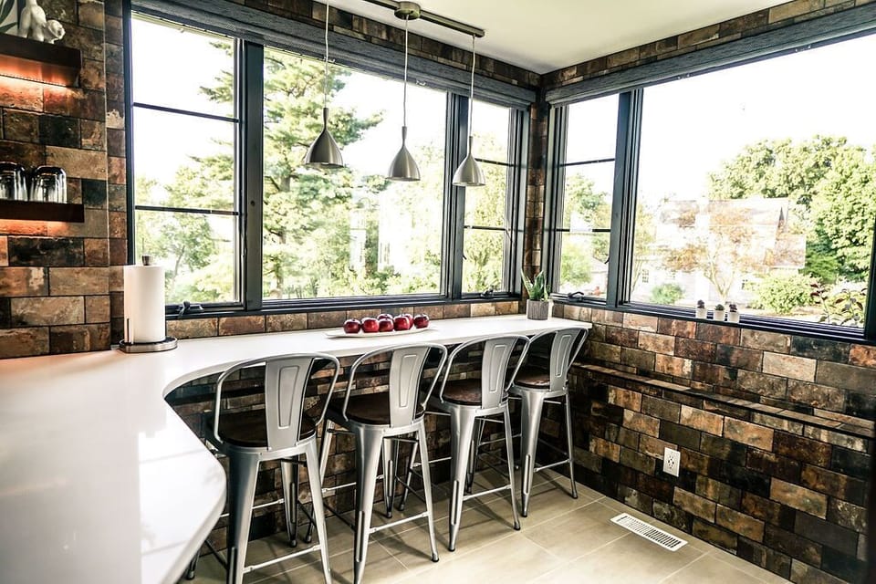 Counter seating with a view