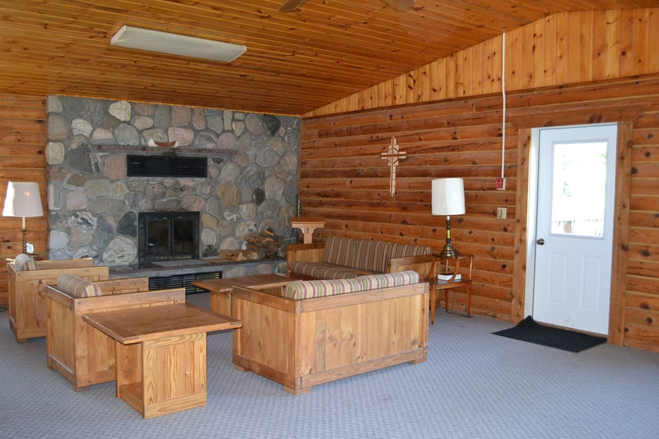 Comfortable living space with Fireplace