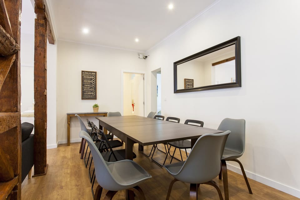 Dining Room It's possible to open the table Extra chairs available
