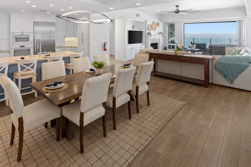 917 Dining Room