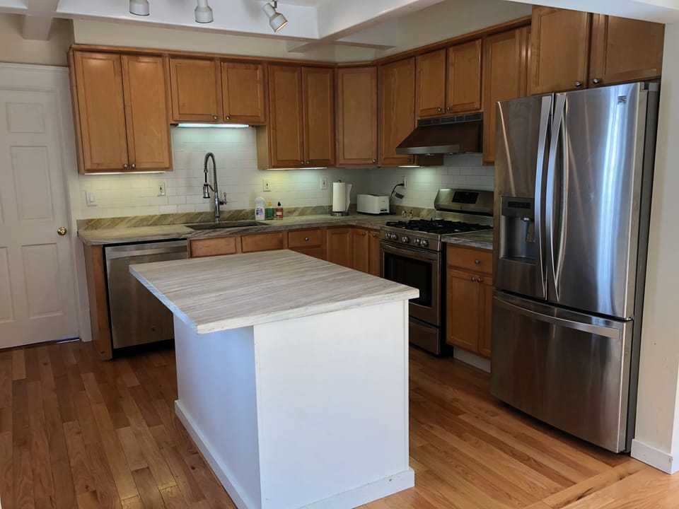 Wonderful and equipped kitchen with local marbe