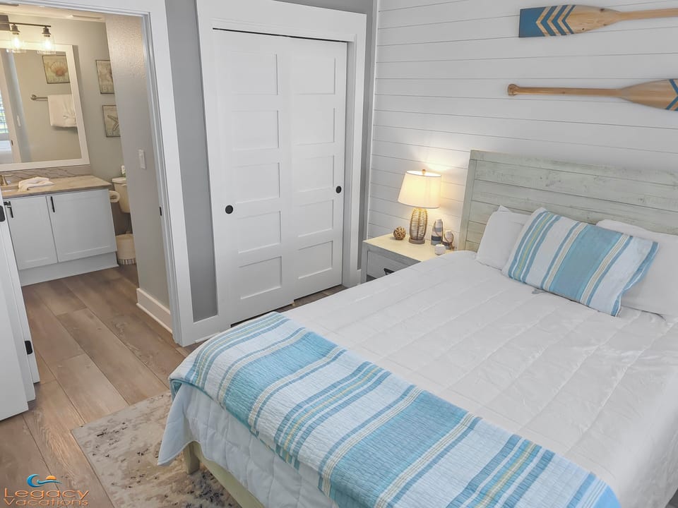 Island Princess #510 Bedroom #3 - Queen Bed