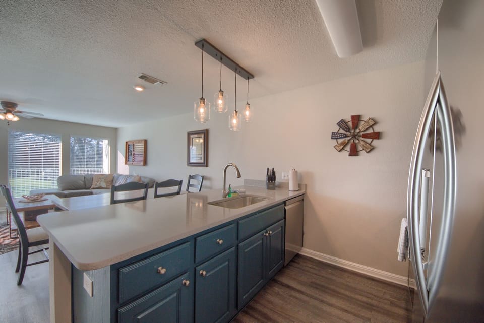 Adorable Kitchen!
