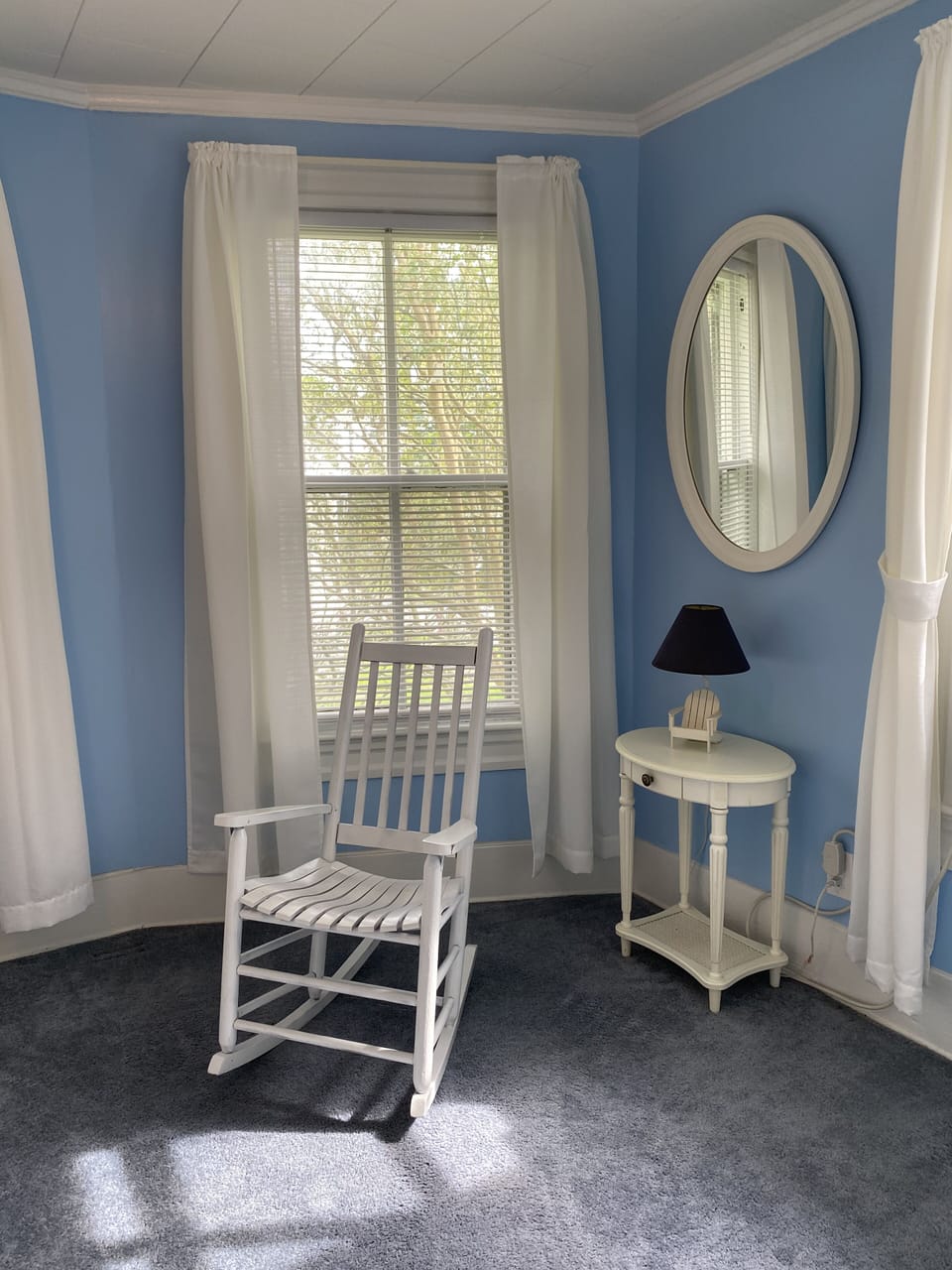 Blue Skies Room reading area