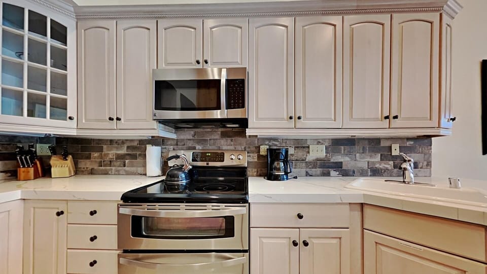 Indoors, Kitchen, Microwave, Oven, Sink