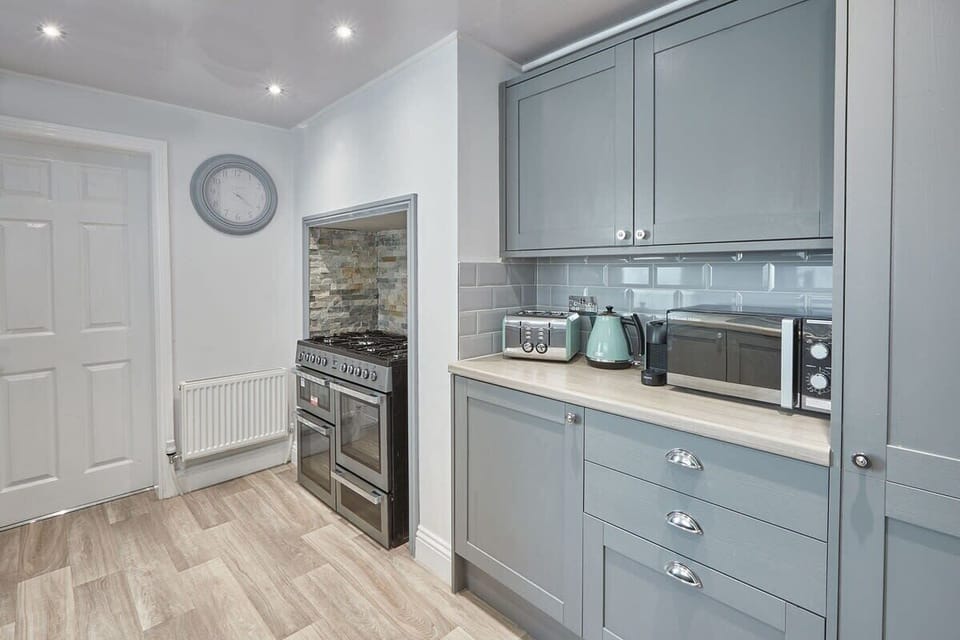 Riftswood @ Ruby, Saltburn-by-the-Sea - Host & Stay