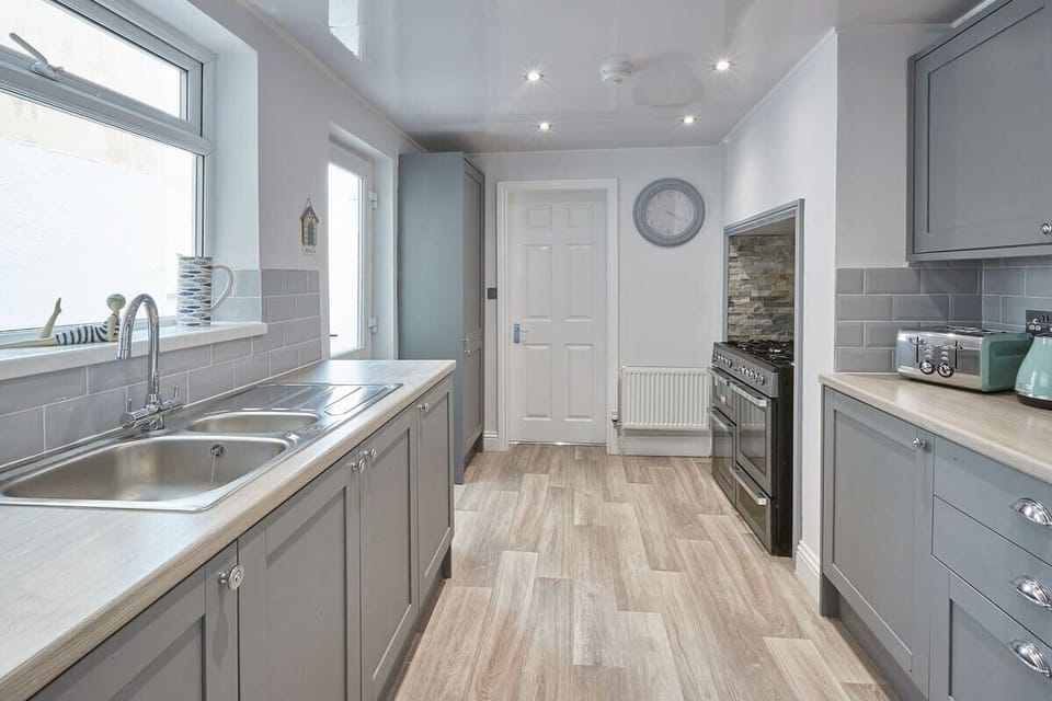Riftswood @ Ruby, Saltburn-by-the-Sea - Host & Stay
