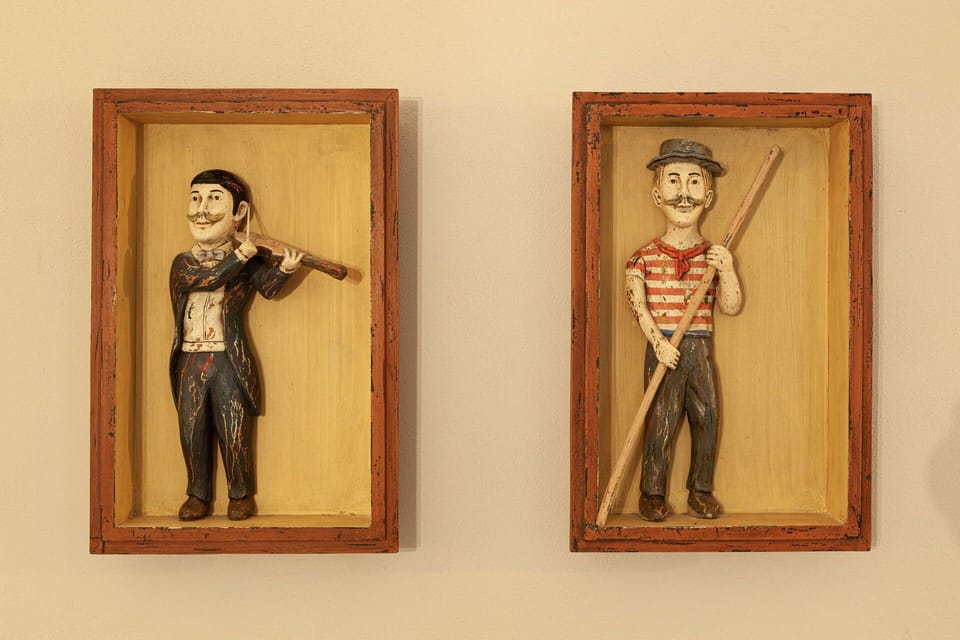 Room Detail