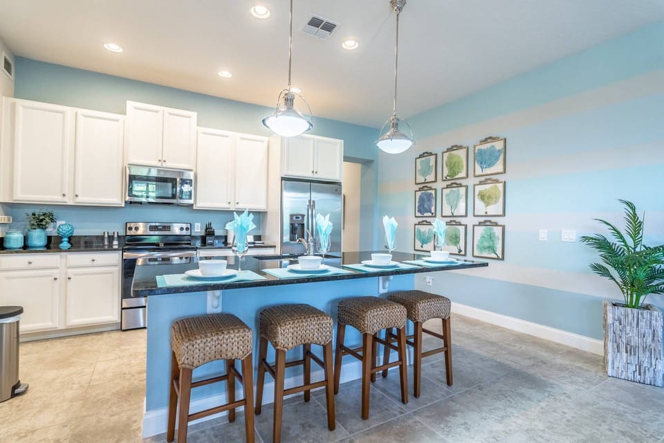 Modern and upgraded kitchen with island dining for 4 people