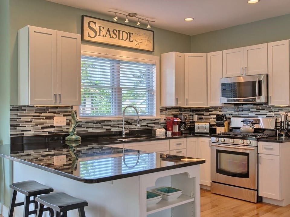 Kitchen (2)