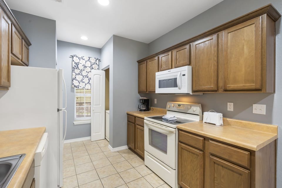 Fully-Equipped Kitchen
