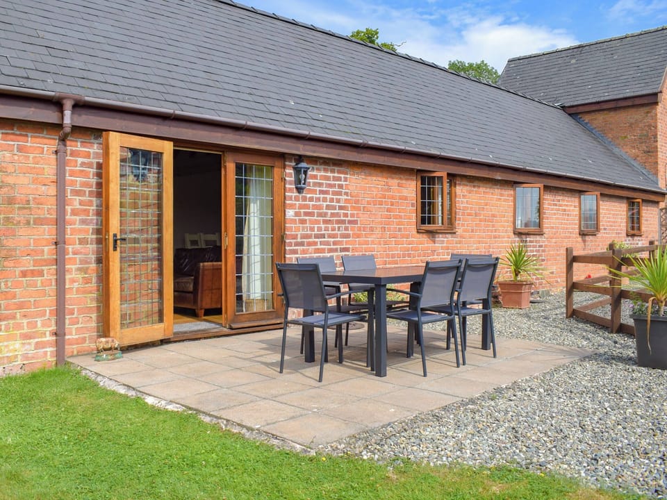 Patio | Talog Barn - Hafod Talog Barns, Tregynon