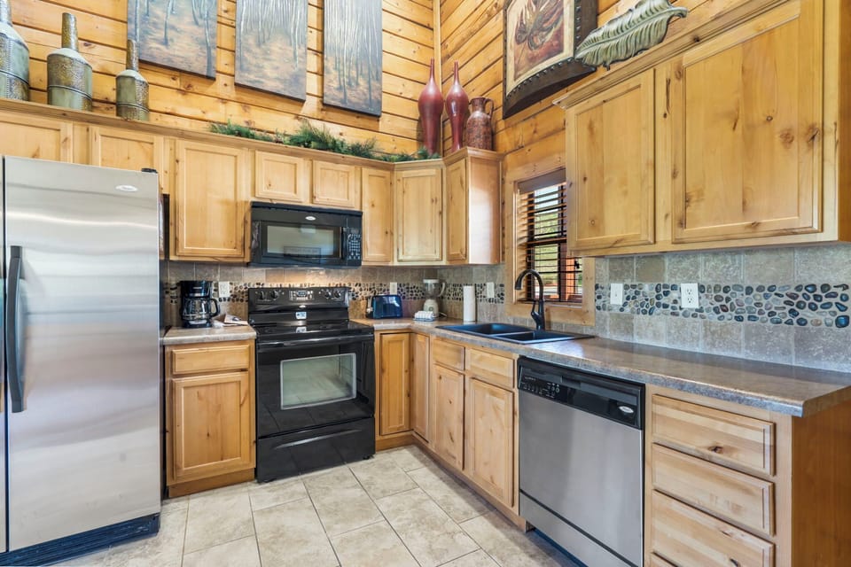 Full Kitchen
