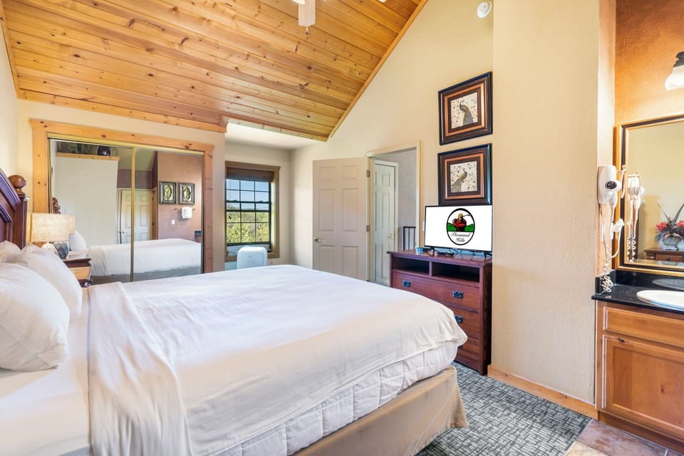 Bedroom Two with Cable TV