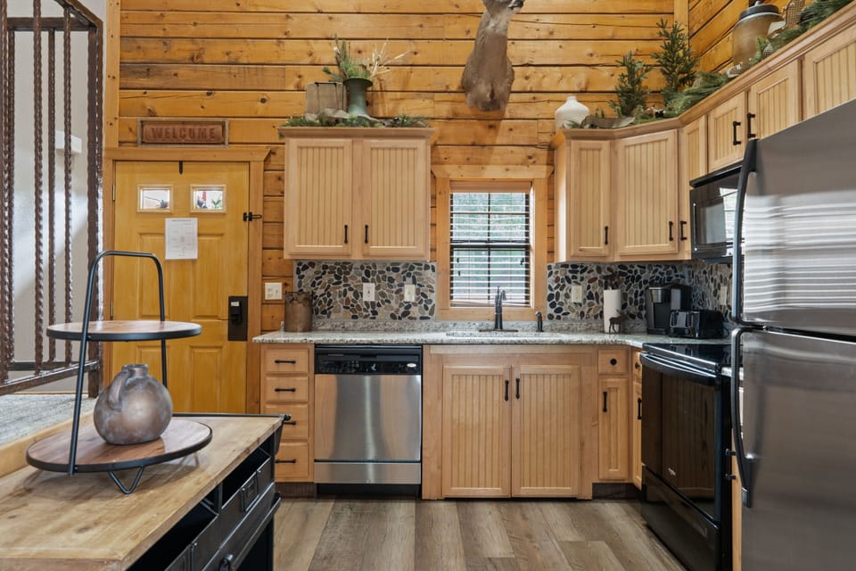 Full Kitchen
