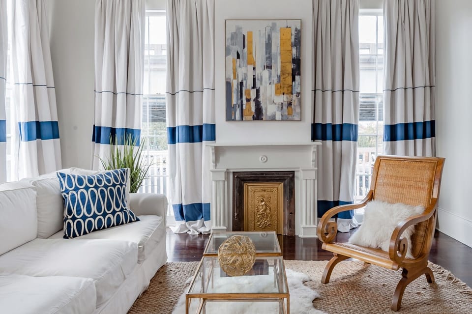 Living Room with balcony