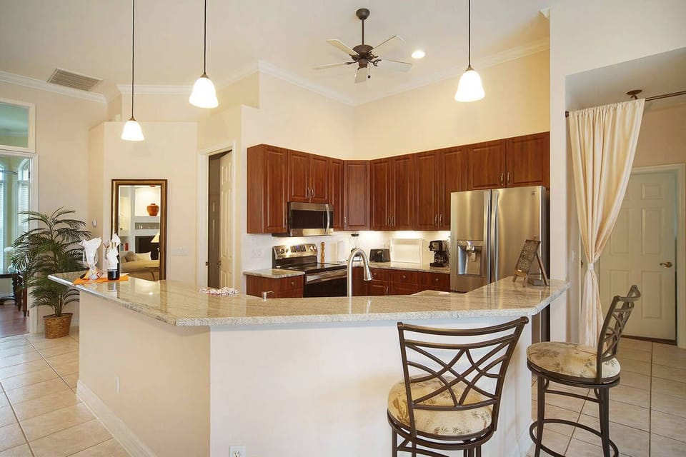 Villa Dolphin Bay - Kitchen