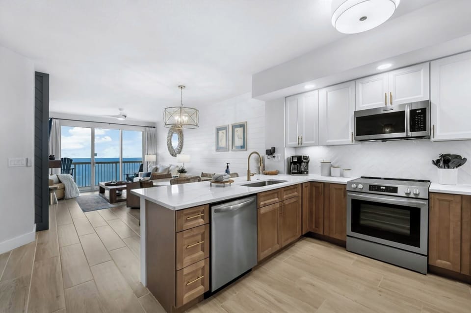 Our kitchens are fully stocked w/ a blender, crockpot, 4 slice toaster, an array of pots & pans.  Salt/pepper, spices and much more.  We even provide extra trash bags, dish soap, supplies and sweetener for your coffee.  